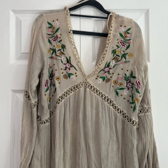 Floral Embroidered Fairy Boho Style Dress - Picture 2 of 2